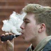 The advert claimed that 'negative headlines' were eroding understanding of vaping's benefits