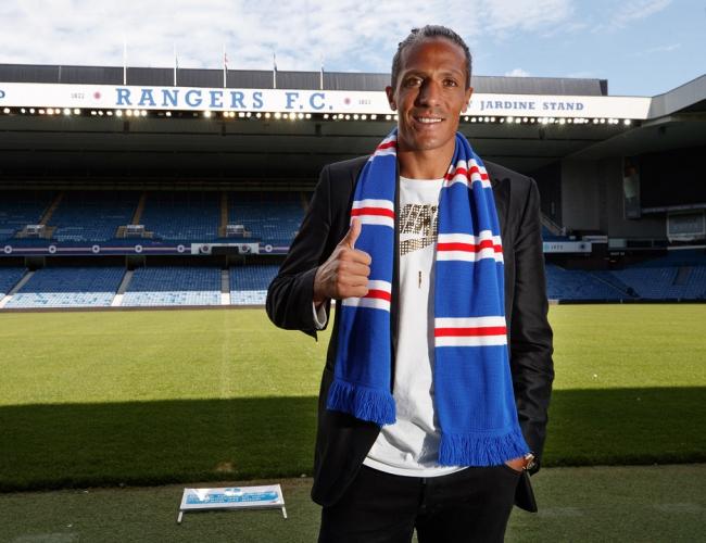 Bruno Alves completed his move to Rangers yesterday