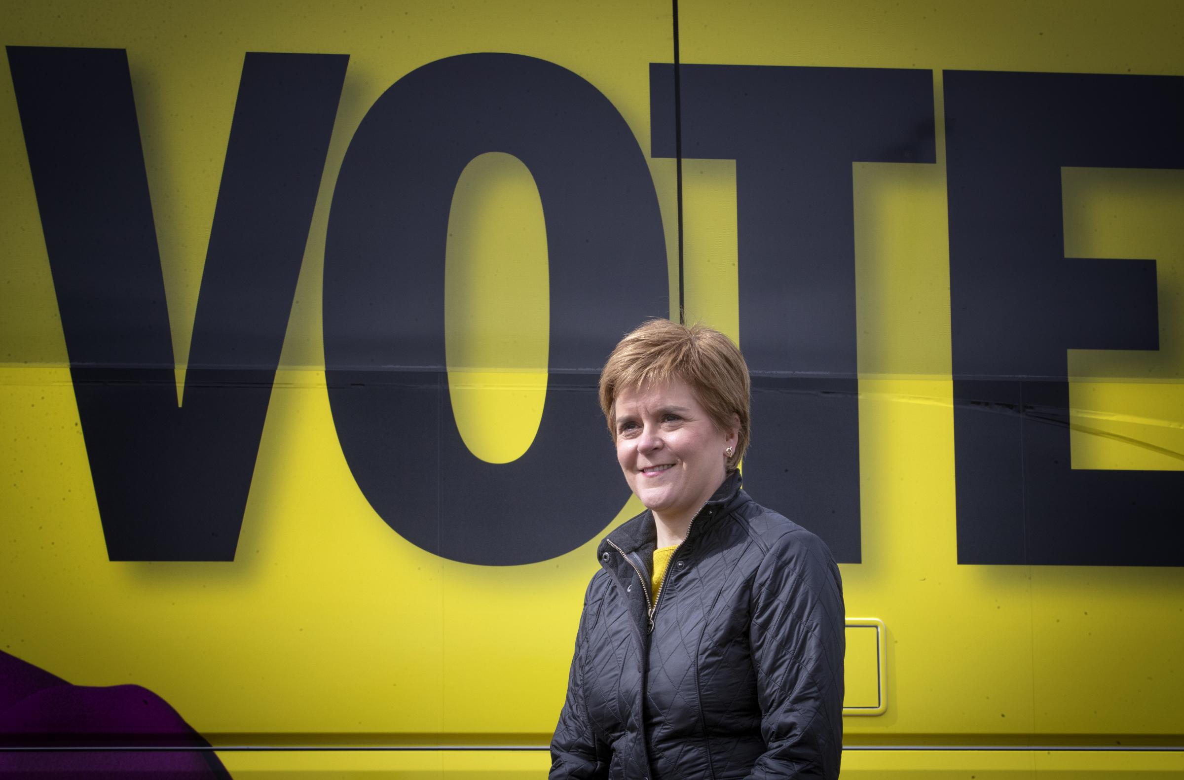 Nicola Sturgeon sets out case for the SNP with 24 hours until Scots vote