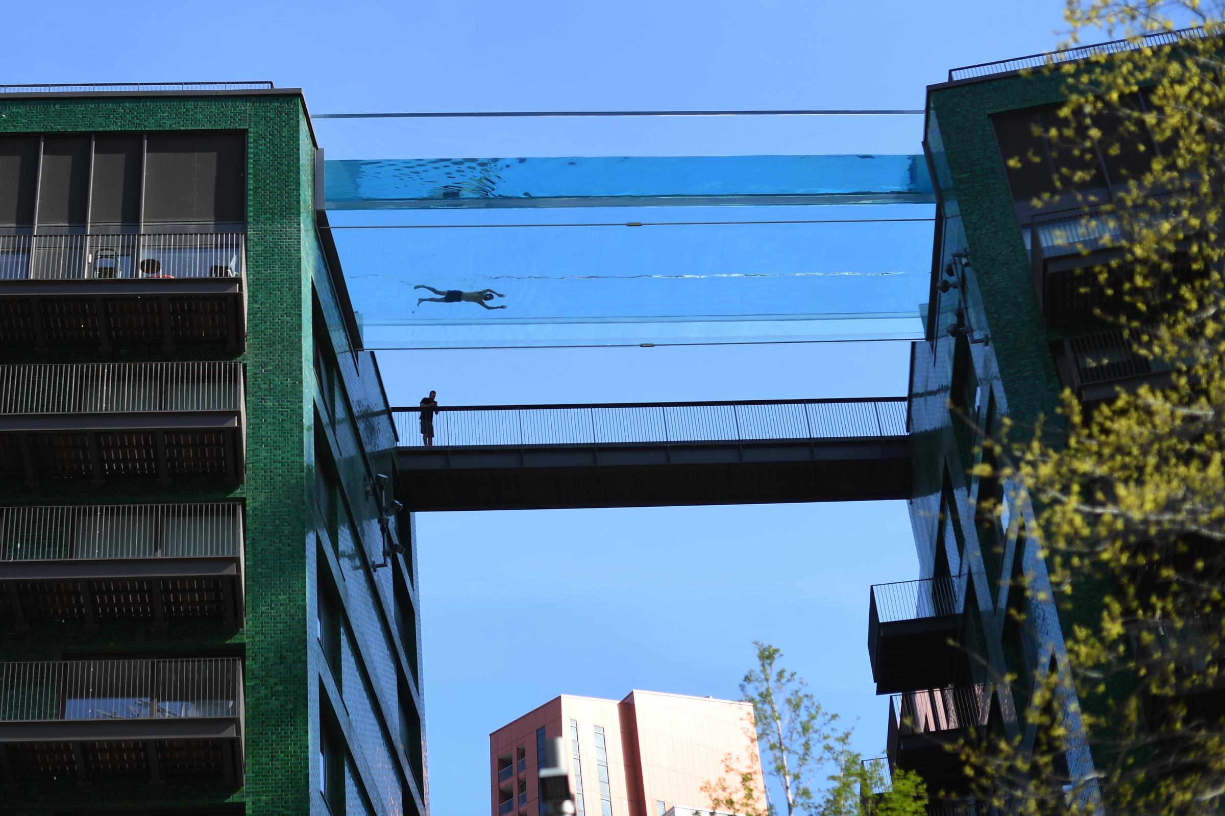 Sky Pool London S Floating Pool Suspended 115 Feet In The Air Sparks Debate The National