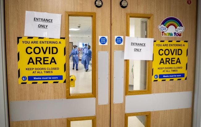 Covid, low pay and a government that has used the pandemic to make its friends richer, have hit staff morale, say NHS workers