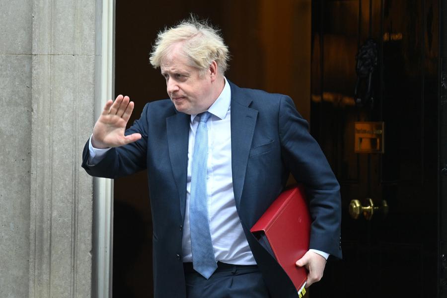 Boris Johnson ‘told to stop asking for financial advice’ from Richard Sharp