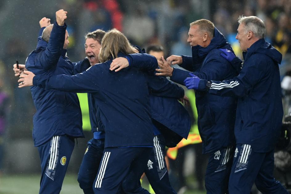 Steve Clarke pochwalił swoich piłkarzy ze Szkocji po bohaterskich wynikach remisu Ukrainy w Polsce, aby zapewnić sobie miejsce w play-offach Euro 2024