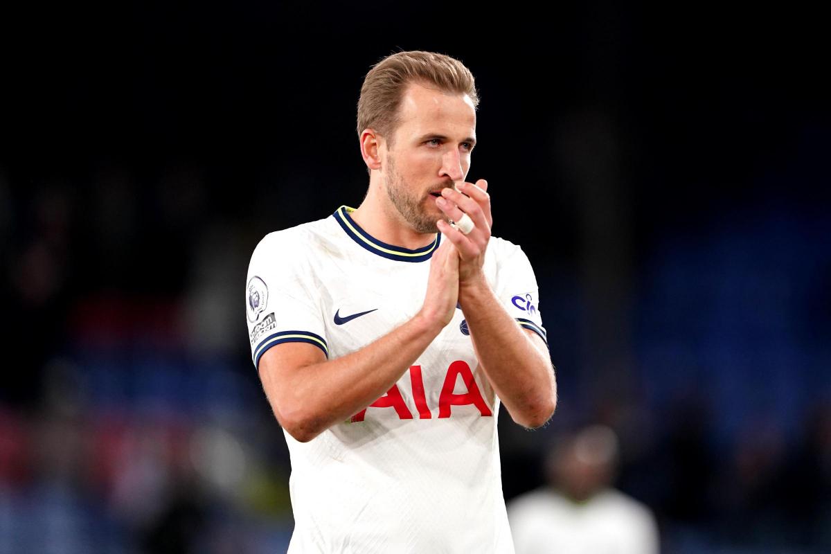 Tottenham REMOVE Harry Kane from website imagery promoting their