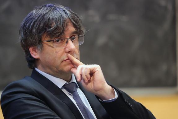 The National: Carles Puigdemont threatened to topple the Spanish Prime Minister Pedro Sanchez if progress isn't made on independence The National: Carles Puigdemont threatened to topple the Spanish Prime Minister Pedro Sanchez if progress isn't made on independence