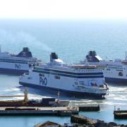 P&O makes 800 workers redundant and cancels all sailings