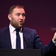 Ian Murray insisted Labour wants to eradicate child poverty but claimed Keir Starmer was 'right' to not commit to ditching the two-child benefit cap