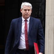 Health Secretary, Steve Barclay, has come under fire for offering junior doctors a below inflation pay rise.