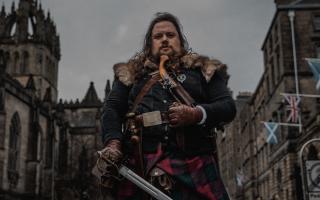 Yaldi Tours sees guides dressed in accurate period clothing as people are guided through Edinburgh