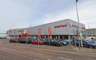 Arnold Clark has closed one of its showrooms in Dundee
