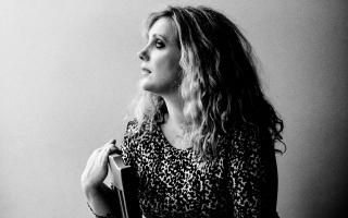 Christine Bovill will perform to raise money for a family attempting to escape Gaza