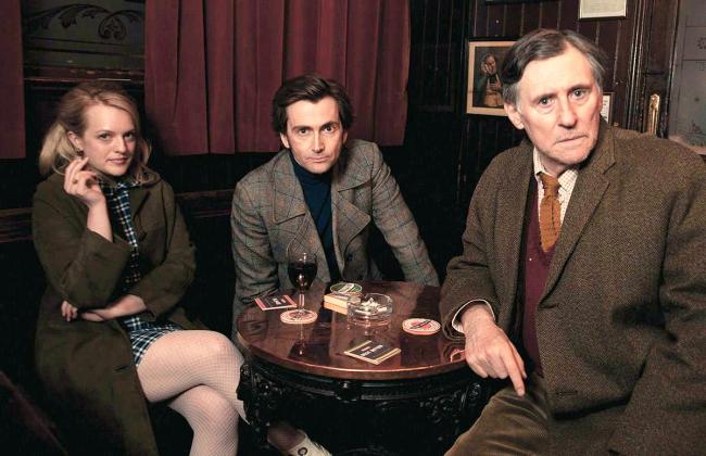 David Tennant as RD Laing in Mad To Be Normal, with co-stars Elisabeth Moss and Gabriel Byrne